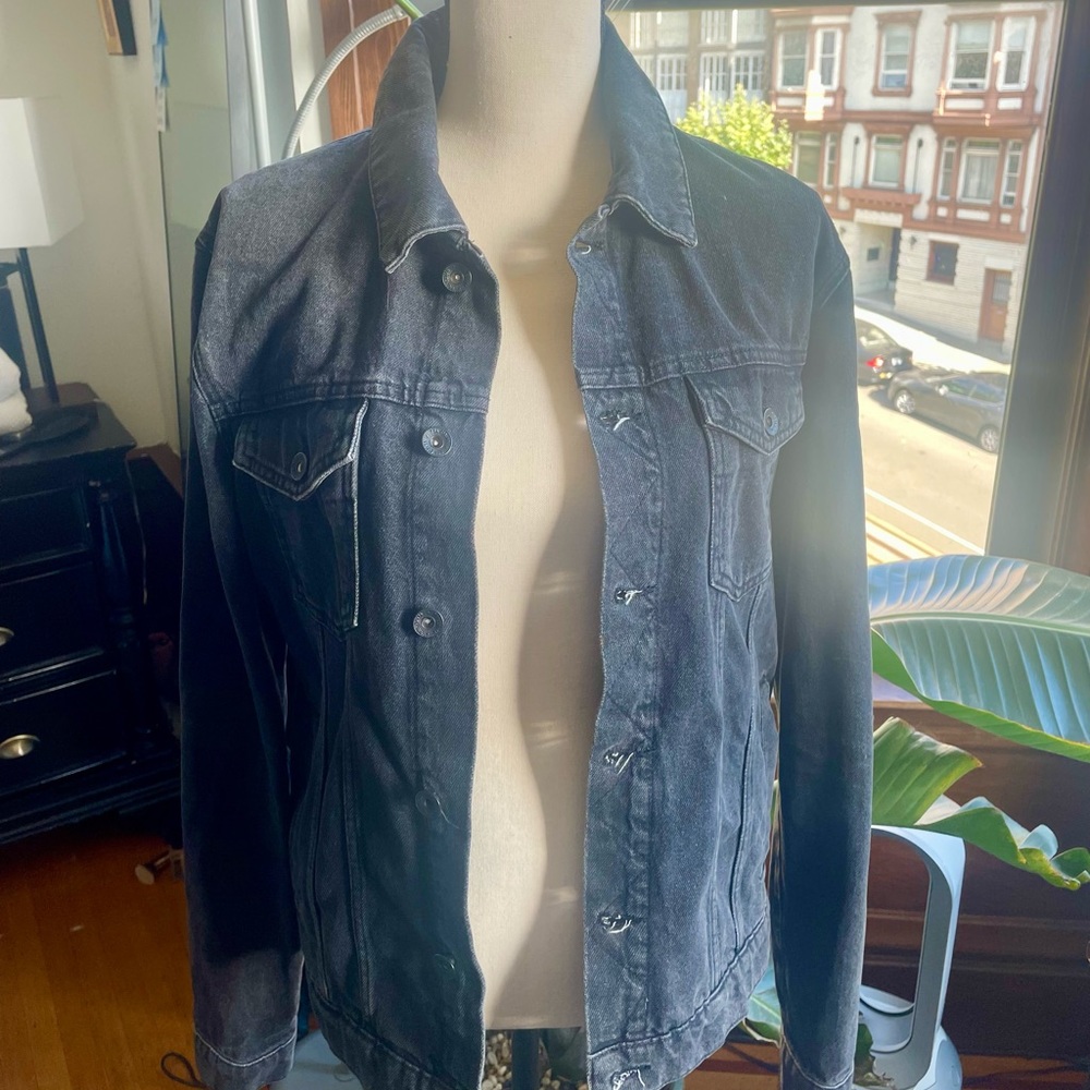 Top man black jean jacket